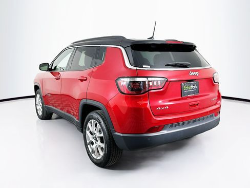 Used 2025 Jeep Compass Limited AWD/4WD image 5