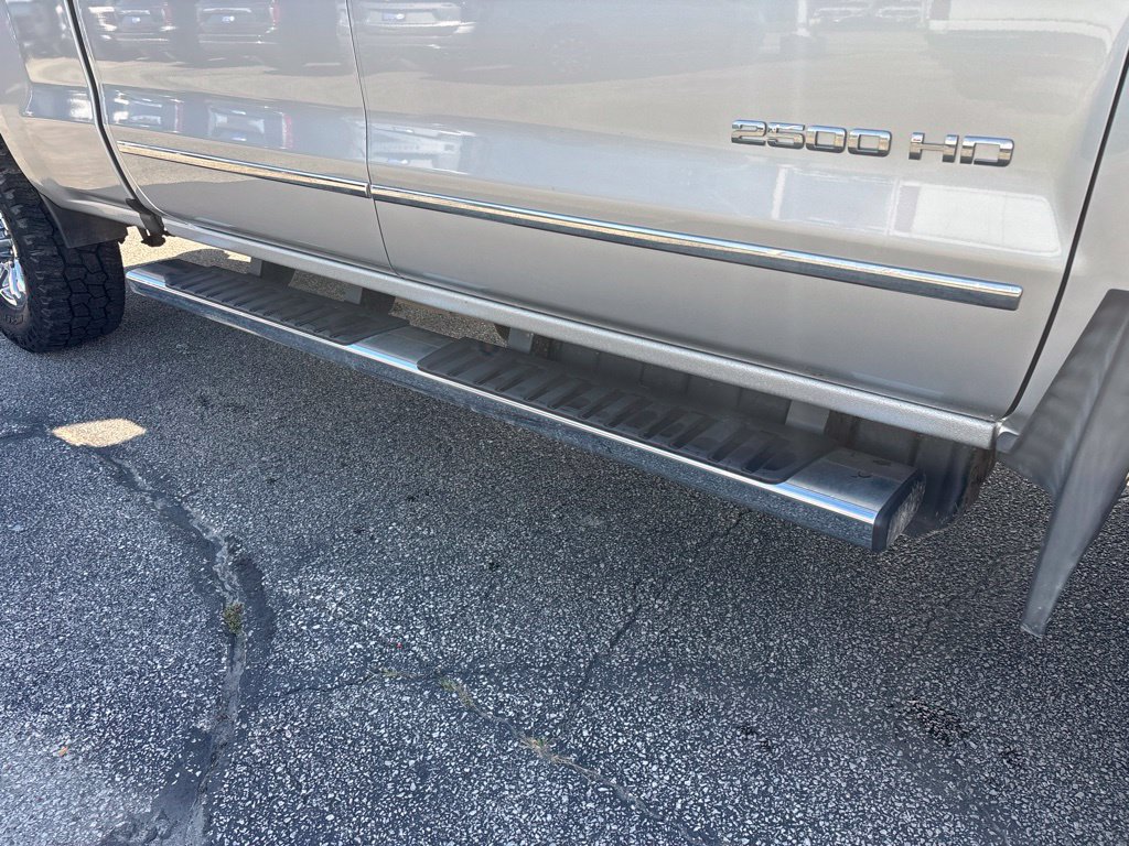 Used 2018 Chevrolet Silverado 2500 LTZ w/ Duramax Plus Package AWD/4WD image 11