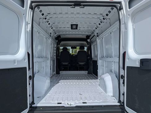 New 2026 RAM ProMaster 2500 w/ Convenience Group FWD image 12