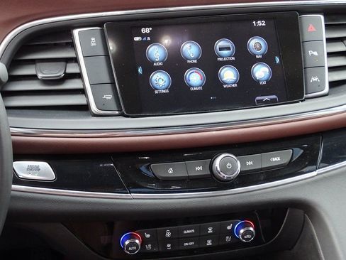 Used 2018 Buick Enclave Avenir w/ Avenir Technology Package image 24