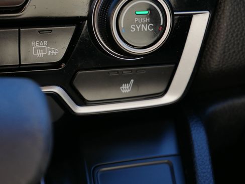 Used 2019 Honda CR-V EX image 31