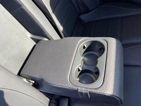 Used 2024 Mercedes-Benz GLE 580 4MATIC image 35