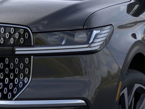 New 2026 Lincoln Navigator Reserve AWD/4WD image 20