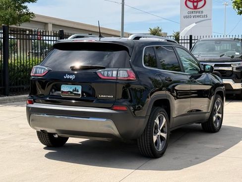 Used 2019 Jeep Cherokee Limited FWD image 5