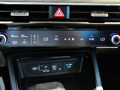 Used 2025 Kia K5 EX FWD image 34