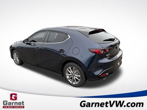Used 2022 MAZDA MAZDA3 s image 3