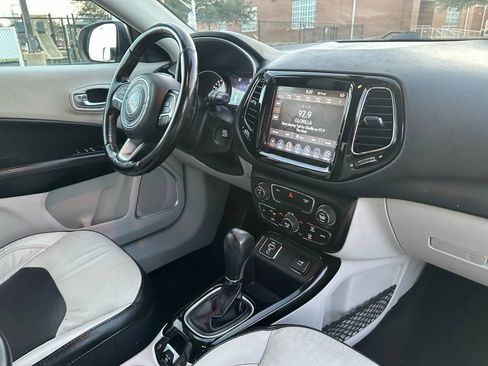 Used 2020 Jeep Compass Limited image 29