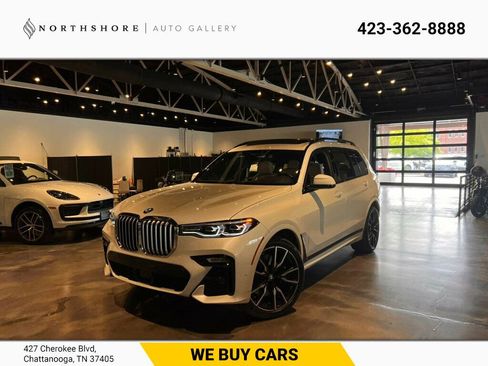 Used 2022 BMW X7 xDrive40i w/ M Sport Package AWD/4WD image 1