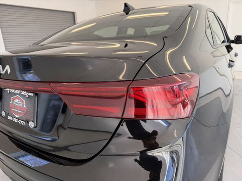 Used 2023 Kia Forte LXS image 41