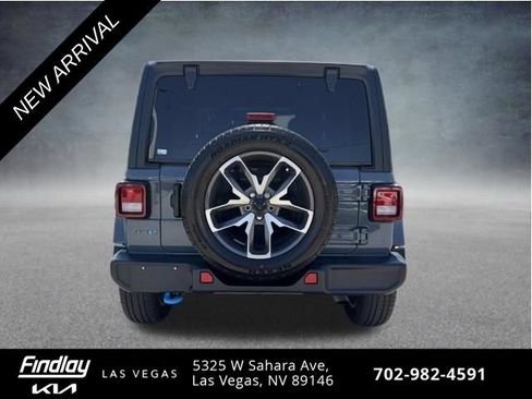 Used 2024 Jeep Wrangler Unlimited w/ Technology Group AWD/4WD image 6