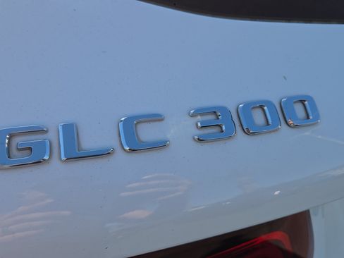 Certified 2021 Mercedes-Benz GLC 300 image 16