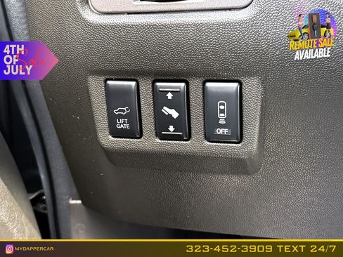 Used 2004 INFINITI QX56 2WD w/ Smart Vision Pkg image 32