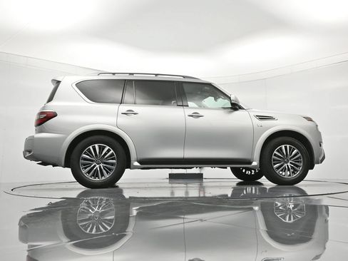 Used 2021 Nissan Armada SL w/ Captain's Chairs Package AWD/4WD image 42