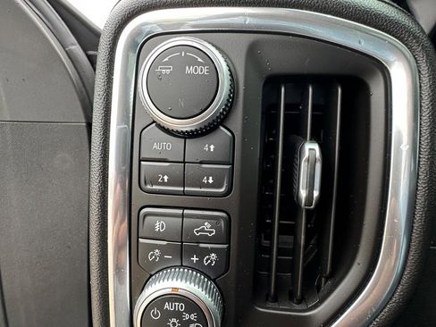 Used 2020 GMC Sierra 1500 SLT w/ SLT Premium Plus Package AWD/4WD image 21