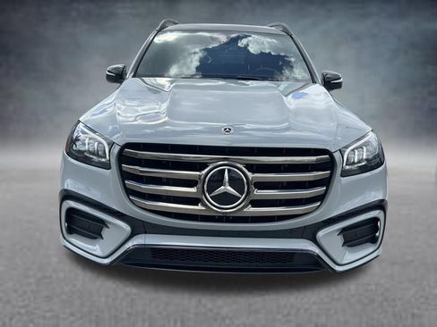 Used 2024 Mercedes-Benz GLS 450 4MATIC w/ AMG Line Exterior image 2
