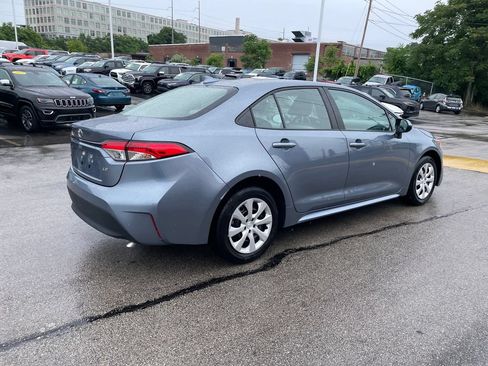 Used 2025 Toyota Corolla LE FWD image 8