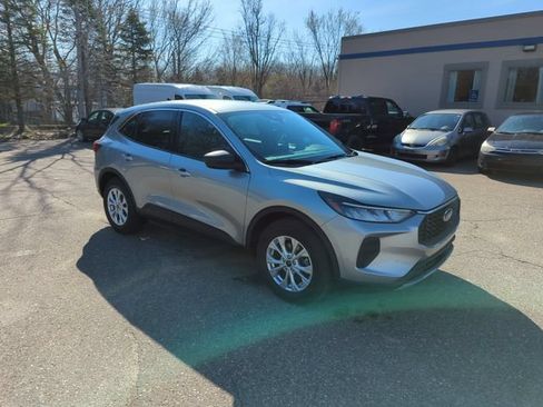 Certified 2024 Ford Escape Active AWD/4WD image 7