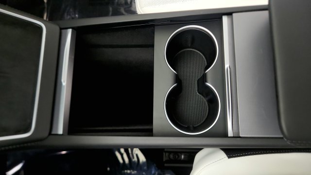 Used 2026 Tesla Model Y 2WD image 72