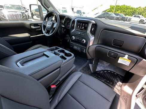 New 2025 GMC Sierra 3500 Pro w/ Convenience Package RWD image 13