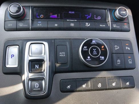 Used 2021 Hyundai Palisade Limited AWD/4WD image 29