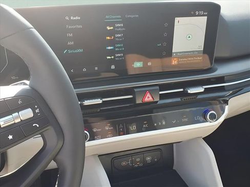 New 2026 Kia Sportage SX FWD image 8