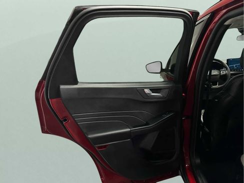 Used 2023 Ford Escape SE w/ PHEV Premium Package image 24