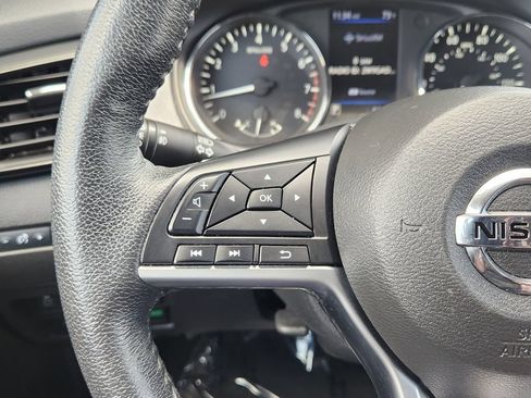 Used 2020 Nissan Rogue SL AWD/4WD image 17