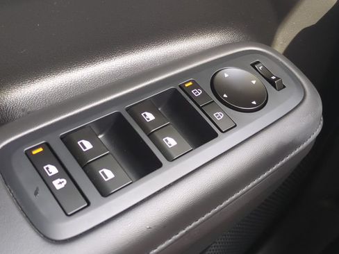 Used 2024 Hyundai Santa Fe SEL FWD image 19