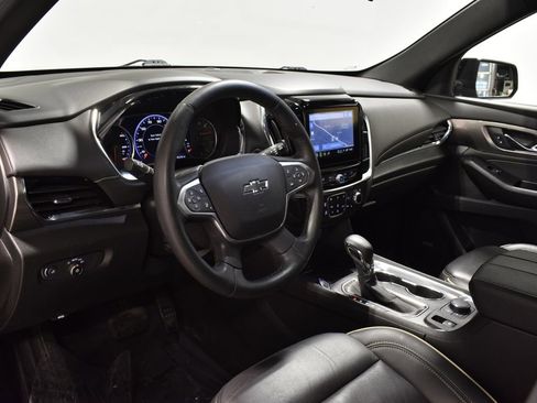 Used 2023 Chevrolet Traverse Premier w/ Redline Edition image 11