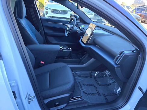 New 2026 Volvo EX30 Ultra image 11