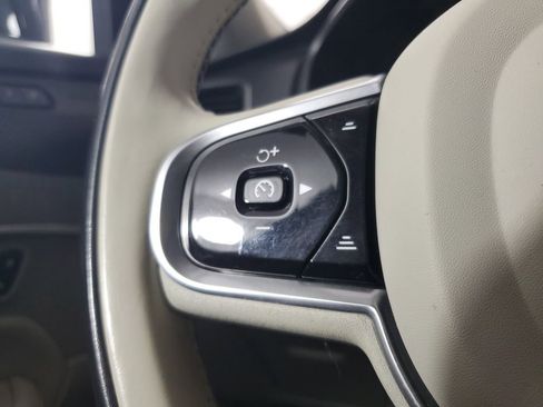 Certified 2023 Volvo XC90 B5 Plus w/ Protection Package image 27