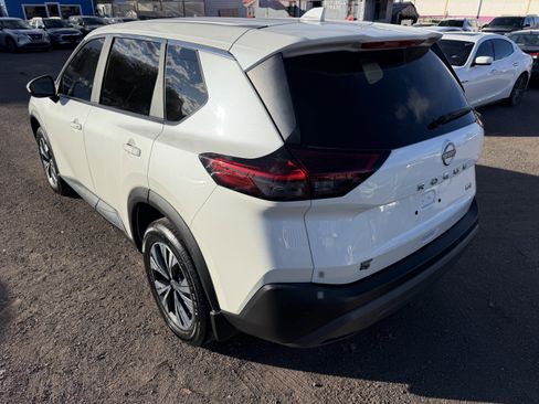 Used 2023 Nissan Rogue SV FWD image 7