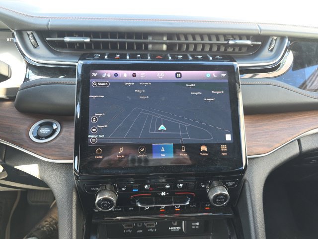 Used 2023 Jeep Grand Cherokee L Summit w/ Advanced Protech Group IV AWD/4WD image 26
