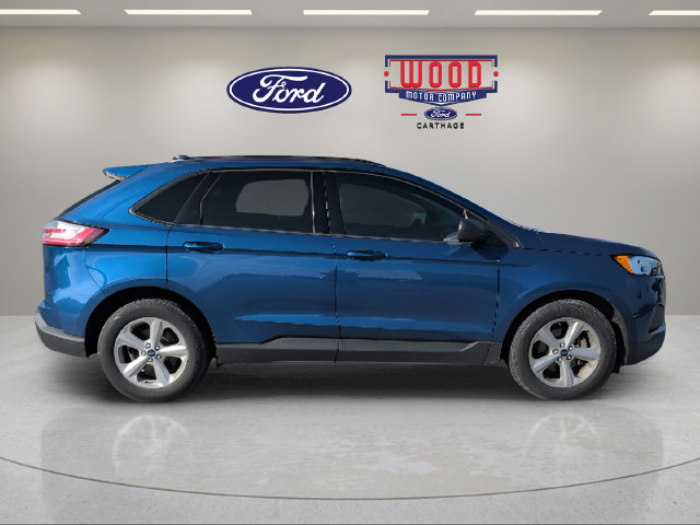 Used 2020 Ford Edge SE FWD image 2