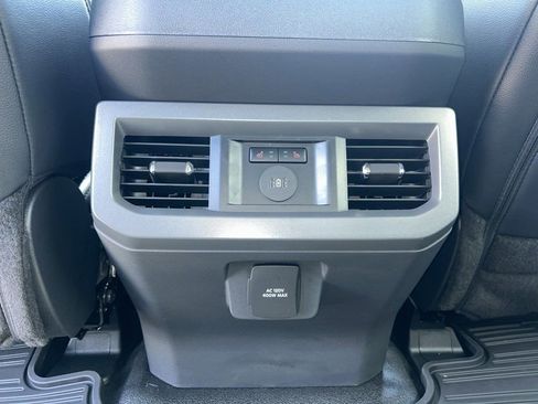 Used 2026 Ford F250 Lariat w/ FX4 Off-Road Package AWD/4WD image 17