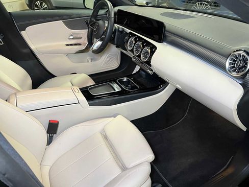 Certified 2025 Mercedes-Benz CLA 250 4MATIC image 11