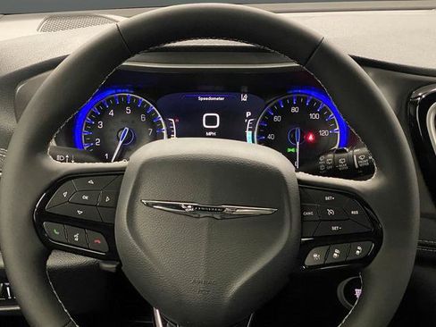 New 2026 Chrysler Pacifica Select w/ S Appearance Package FWD image 16