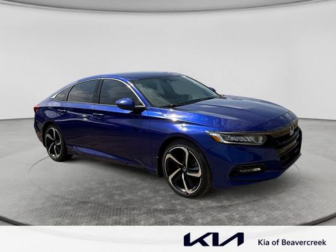 Used 2018 Honda Accord Sport image 3