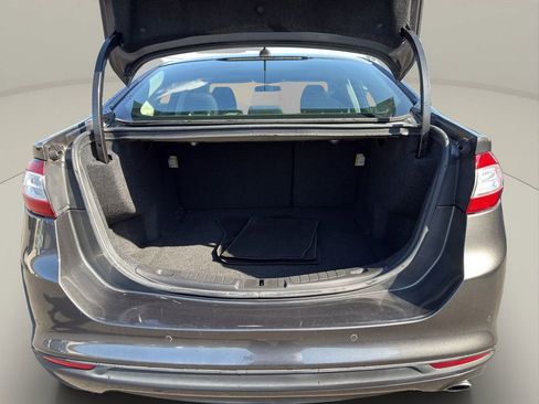 Used 2016 Ford Fusion SE image 20