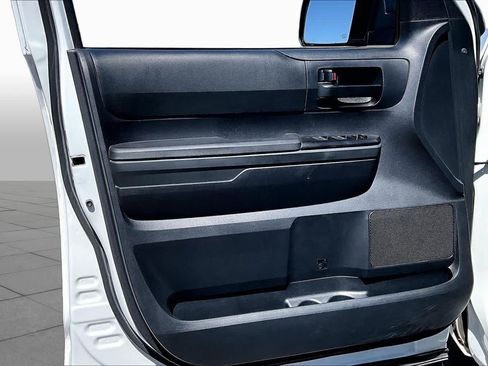 Used 2018 Toyota Tundra SR RWD image 21
