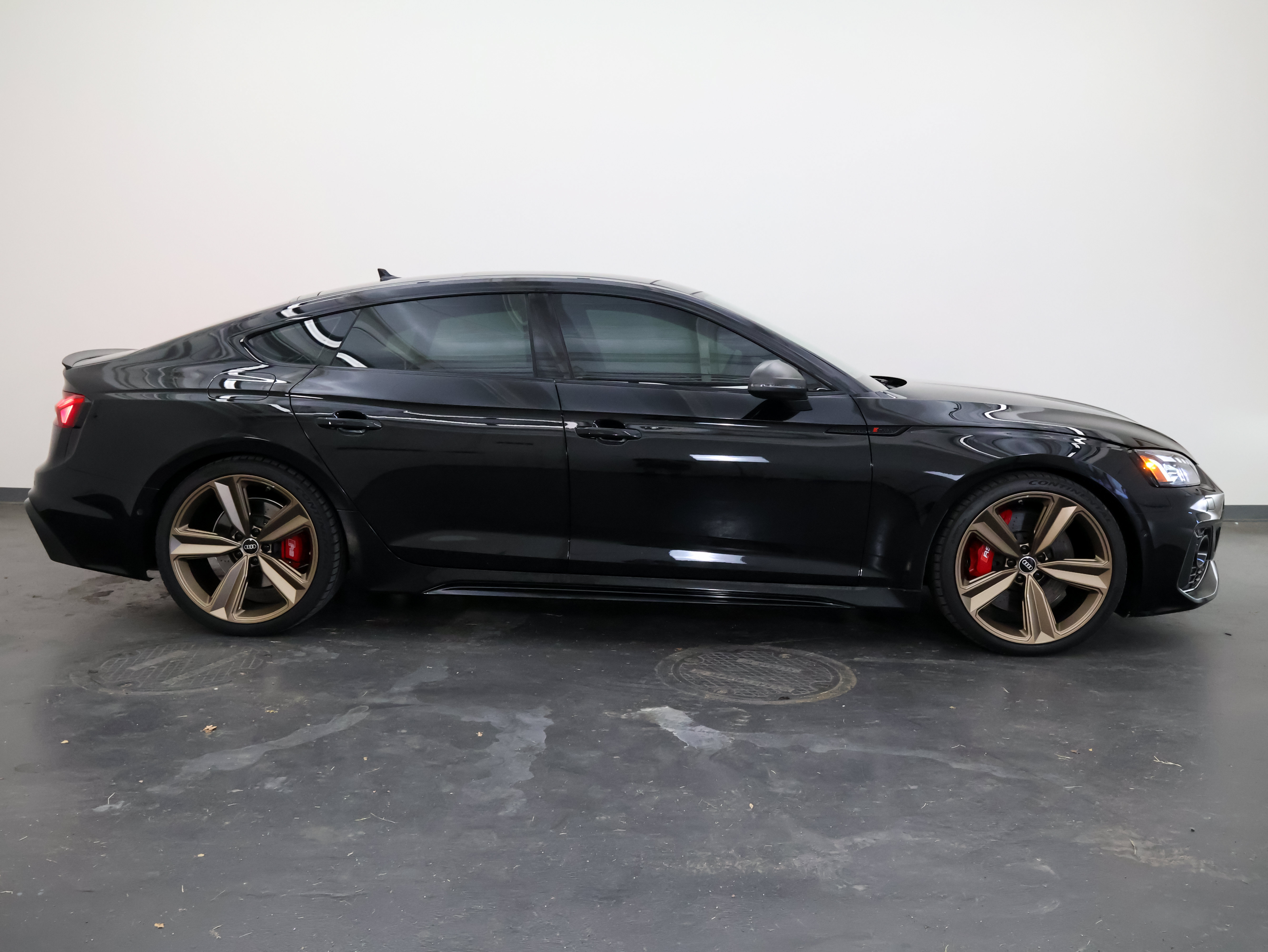 Used 2022 Audi RS 5 Sportback AWD/4WD image 2