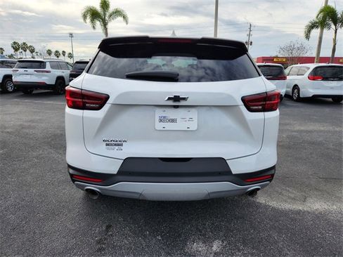 Used 2023 Chevrolet Blazer LT w/ Driver Confidence Package image 9