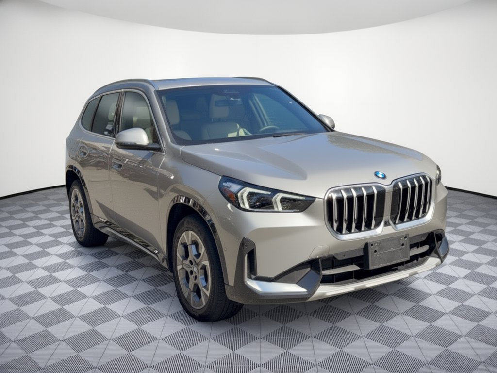 Used 2025 BMW X1 xDrive28i w/ Premium Package AWD/4WD image 7