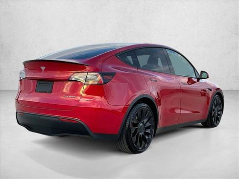 Used 2022 Tesla Model Y Performance image 2