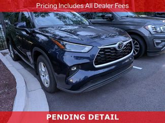 Used 2023 Toyota Highlander LE AWD/4WD video 1