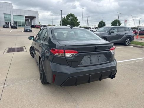 Used 2024 Toyota Corolla SE image 4