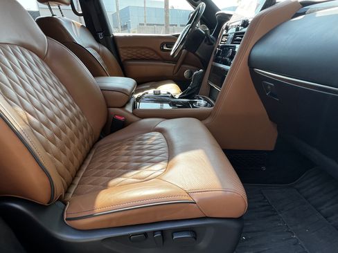 Used 2024 INFINITI QX80 Sensory AWD/4WD image 45