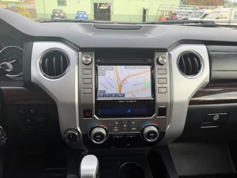 Used 2017 Toyota Tundra Limited w/ Limited Premium Package image 18