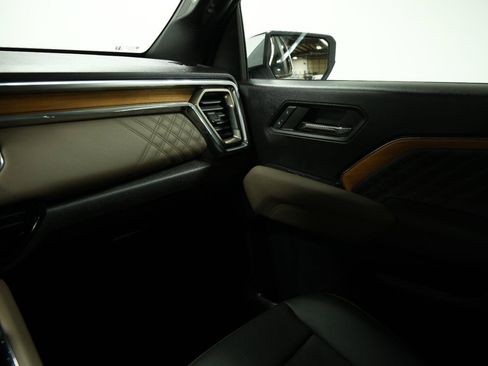 Used 2024 GMC Canyon Denali AWD/4WD image 61