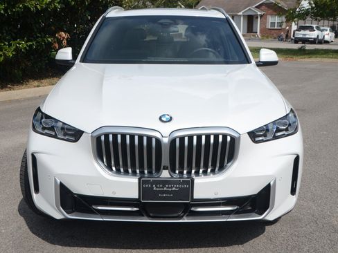 Used 2025 BMW X5 xDrive40i w/ Climate Comfort Package image 9